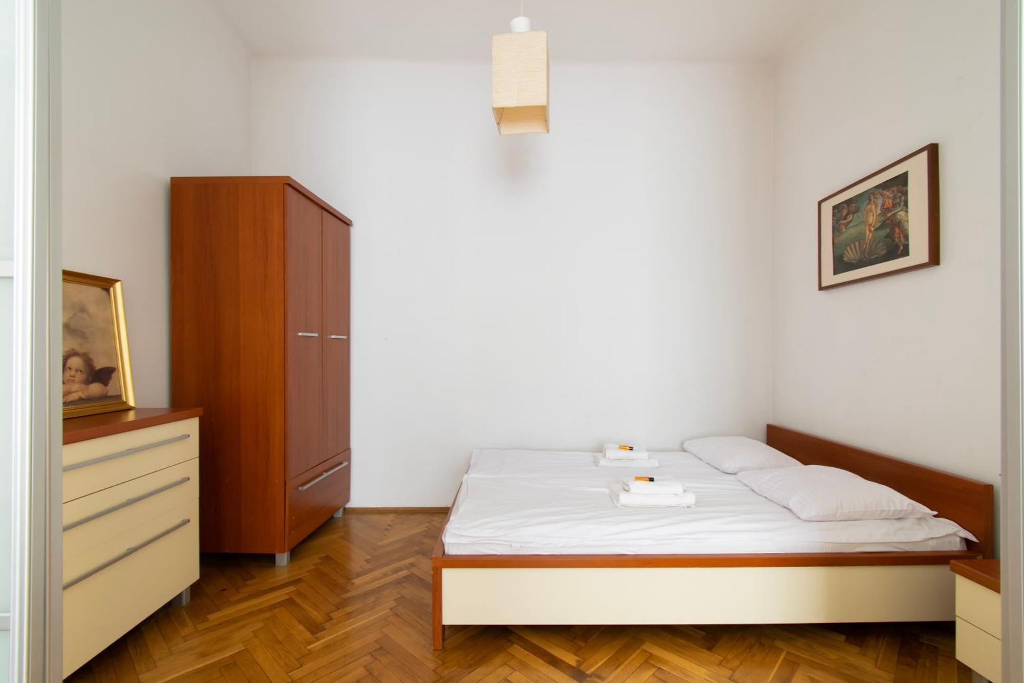 Apartment Wondrous Warszawska Street Krakow